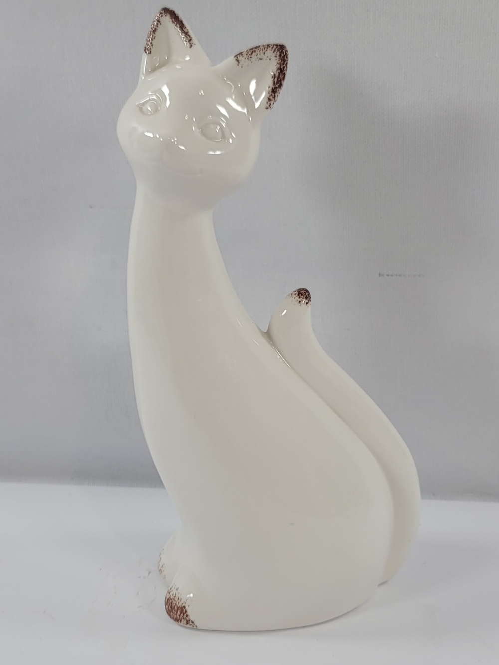 White Long Neck Cat Ceramic Statue Figurine